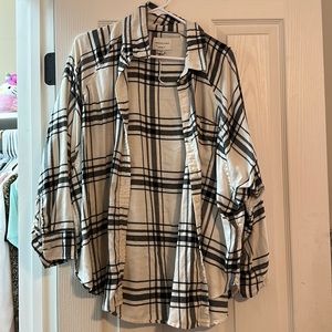 Black and white AE Flannel